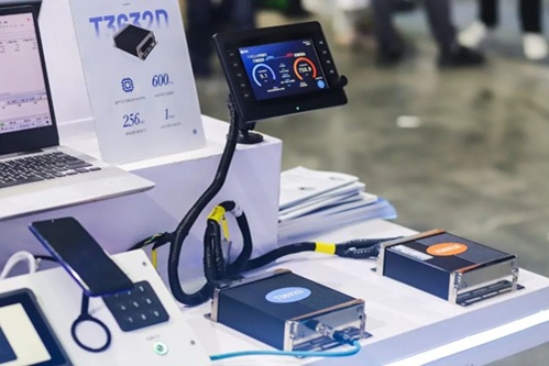 SonnePower Presenta Nuevos Productos de Control en la Exposición de Changsha 2025